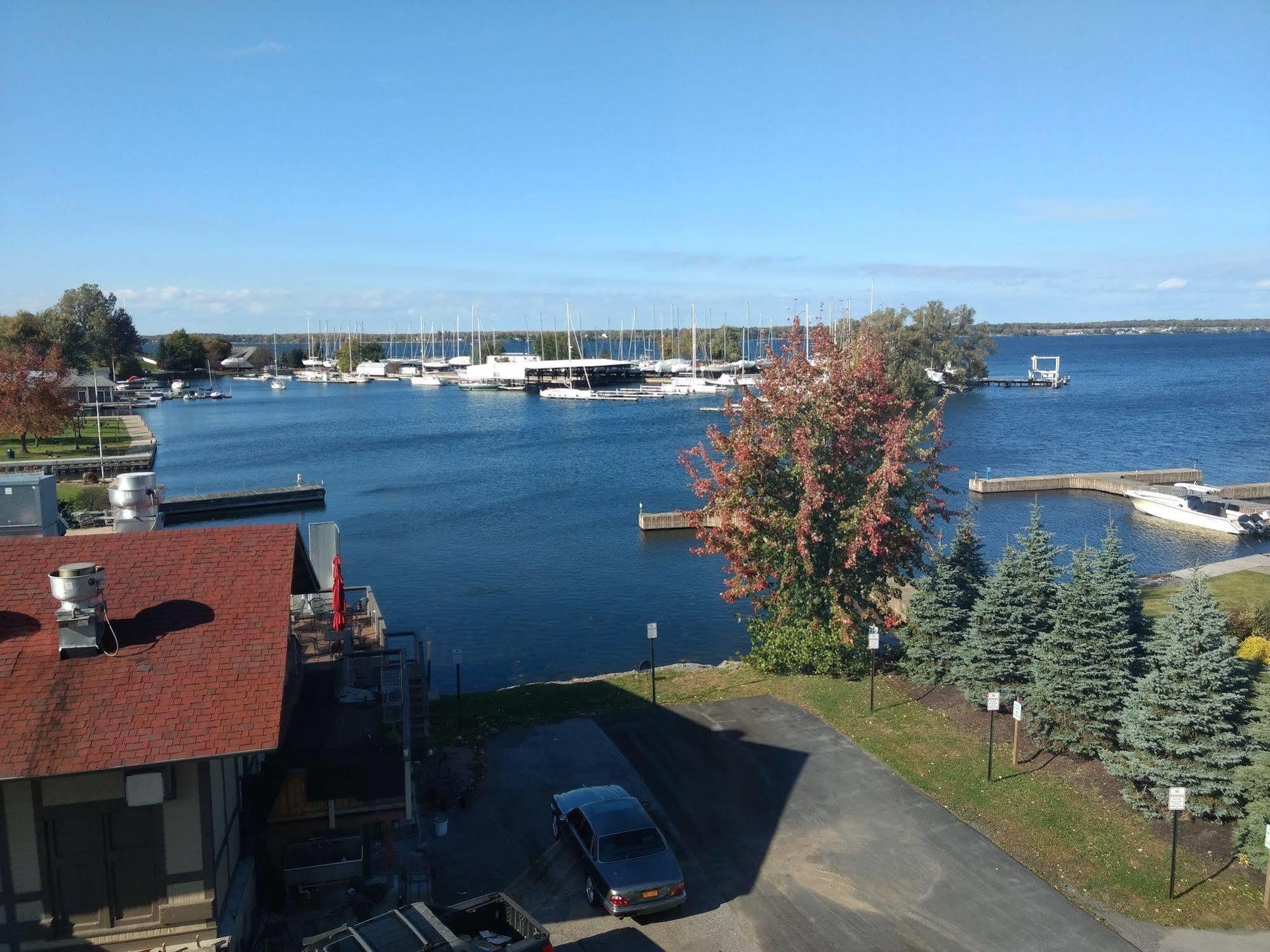 Harbor House Inn Sackets Harbor Exteriér fotografie
