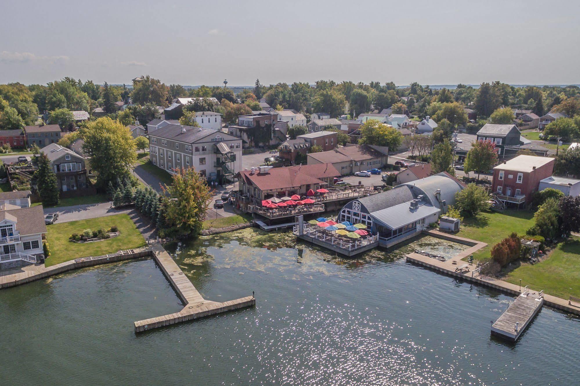 Harbor House Inn Sackets Harbor Exteriér fotografie